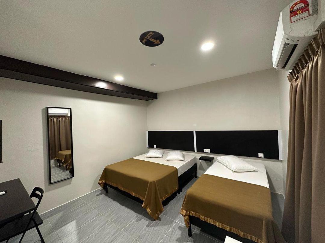 Hotel Nawar Pasir Mas Экстерьер фото